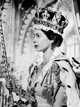 Hơn 70 năm Nữ hoàng Elizabeth II trị vì Anh quốc
