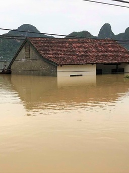 Quảng Bình cho khảo sát tour trải nghiệm nước lụt