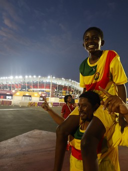 World Cup 2022: Hoàng hôn buông bên ngoài sân 974