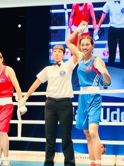 Hai nữ võ sĩ Việt Nam lần đầu vào bán kết boxing thế giới