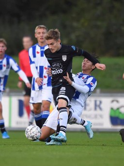 Văn Hậu không được HLV Jansen nhắc tên cho trận gặp đội yếu ADO Den Haag