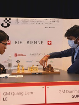 Lê Quang Liêm chạm tay vào danh hiệu vô địch Festival cờ vua Biel
