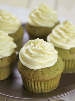 Cách làm bánh cupcake trà xanh giải nhiệt mùa hè