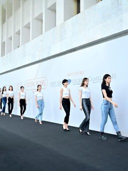 “Bước chân di sản” quảng bá du lịch, di sản Việt qua các show diễn thời trang