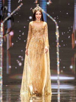 Áo dài Việt Nam được tôn vinh trên sân khấu Hoa hậu Hòa bình Quốc tế