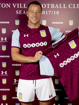 CĐV Aston Villa xăm tên John Terry vào... mông