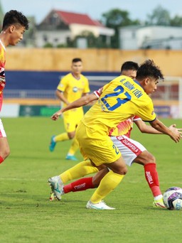 ‘Bố già’ Petrovic tiếc đứt ruột khi đội Thanh Hóa không thể ghi bàn vào lưới SLNA