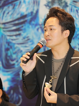 Tùng Dương sẽ bị giám đốc âm nhạc 'lái' trong Live concert 20 năm ca hát