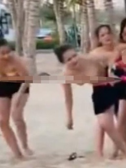 Nhóm thiếu nữ ‘hở bạo’ vòng 1 khi chơi team building ở biển Hạ Long: Chính quyền xác minh gấp