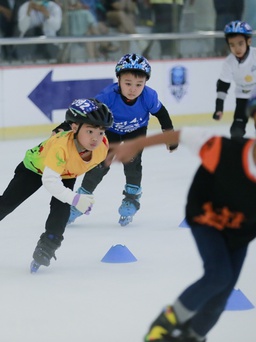Giải trẻ trượt băng tốc độ có giá trị giải thưởng gần 100 triệu đồng
