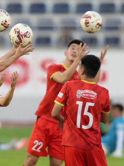 Việt Nam được thưởng 6,8 tỉ đồng nếu vô địch AFF Cup, tập bóng mới của Singapore