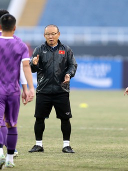 AFF Cup 2022: Hồi hộp chờ thầy Park so tài cao thấp với HLV Kim Pan-gon