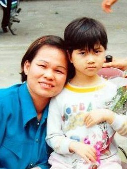 9X hát 'Ông bà anh': Chuyển giới, suy sụp nửa năm trời vì mất giọng hát