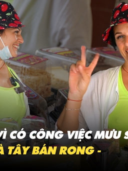 Bà Tây bán hàng rong hiếm hoi ở Sài Gòn: 'Tôi vui vì có công việc mưu sinh'