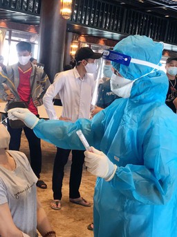 Hà Nam: Nhân viên y tế chùa Tam Chúc nhiễm Covid-19 đã di chuyển nhiều nơi