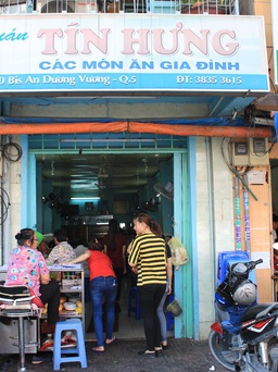 Bò bít tết 'nhanh chân còn, chậm chân thì hết' hơn 50 năm ở Sài Gòn
