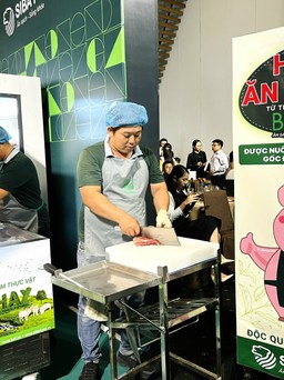 Việt Nam lần đầu có thương hiệu 'heo ăn chay', cam kết thịt sạch 100%