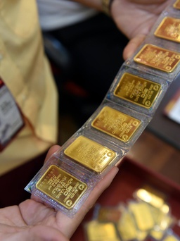 Giá vàng hôm nay 5.1.2023: Dự báo có thể chạm mức 70 triệu đồng/lượng?