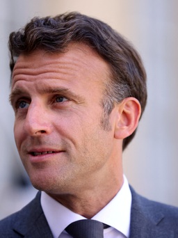 Phe đối lập Pháp lên án 'thỏa thuận bí mật' giữa ông Macron và Uber