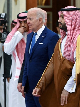 Thành viên OPEC+ bảo vệ Ả Rập Xê Út giữa cuộc khẩu chiến với Mỹ