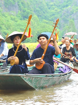 Ninh Bình: Tạm dừng tổ chức lễ hội Tràng An năm 2021