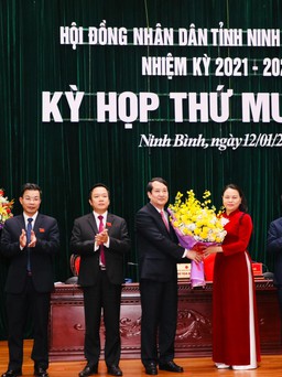 Ông Mai Văn Tuất được bầu giữ chức Chủ tịch HĐND tỉnh Ninh Bình