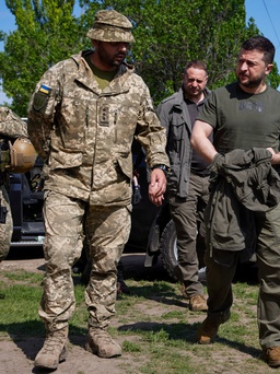 Chiến sự Ukraine đến trưa 6.6: Tổng thống Zelensky ra tiền tuyến