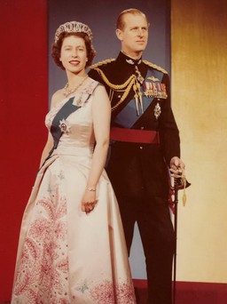 Cuộc đời Nữ hoàng Elizabeth II qua những bức ảnh