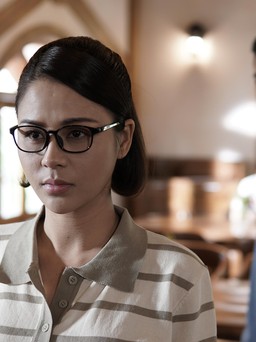 Lương Thu Trang ‘thoát xác’ vào vai nhà văn trinh thám trong phim Mặt nạ gương