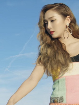 Ca khúc mới của Jessica Jung bị đài KBS ‘cấm cửa’