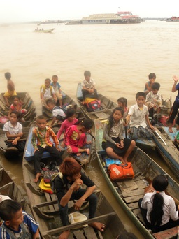 Trải nghiệm khó quên khi gặp những người Việt ở Biển Hồ
