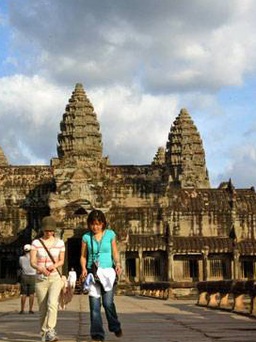 Dân Campuchia ra nước ngoài du lịch gia tăng