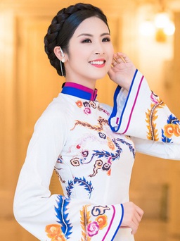 Hoa hậu Ngọc Hân: Không phải người đẹp nào cũng 'não ngắn'