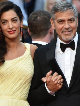 Vợ chồng Geogre Clooney chào đón cặp song sinh đầu lòng