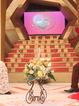 Chơi game show để hiểu nhau hơn