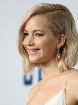 Jennifer Lawrence: Càng có tuổi càng không muốn làm mẹ