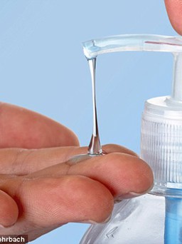 Dung dịch rửa tay khô không còn hiệu quả với siêu vi khuẩn kháng kháng sinh