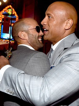 Bộ đôi thù địch The Rock và 'Người vận chuyển' hợp tác trong 'Fast & Furious'