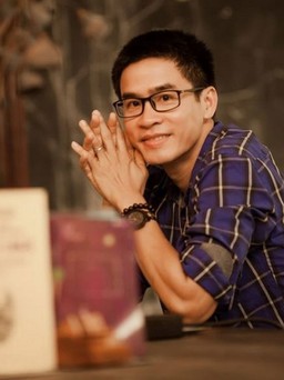 Đối thoại trẻ cùng nhà thơ Nguyễn Phong Việt