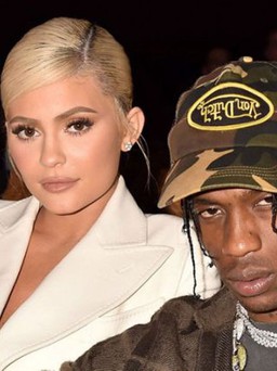 Nữ tỉ phú Kylie Jenner chia tay bạn trai rapper vì thiếu tin tưởng?