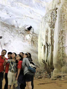'Hụt' nhân lực du lịch ở Quảng Bình, nơi thu hút du khách quốc tế