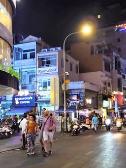 Phố Tây Bùi Viện giữa mùa dịch Corona: Ế ẩm khi con đường bỗng vắng!