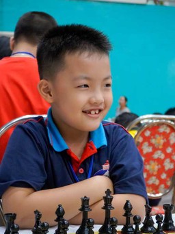 Kỳ thủ học lớp 3 lên đỉnh cờ vua trẻ châu Á