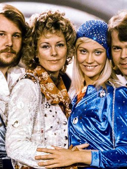 ABBA vừa tái xuất đã nhận đề cử Grammy 2022