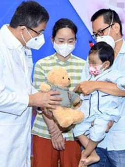 Bệnh viện ĐH Y Dược TP.HCM thực hiện thành công ca ghép gan trẻ em đầu tiên