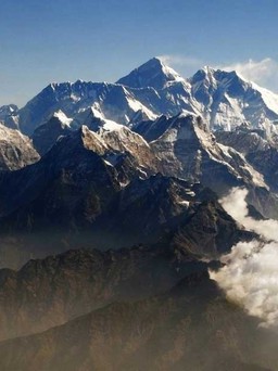 Phát hiện mỏ 'vàng trắng' tại vùng Everest