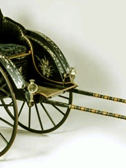 Chiến thắng đấu giá đầu tiên - chiếc xe kéo tay vua Thành Thái tặng mẹ