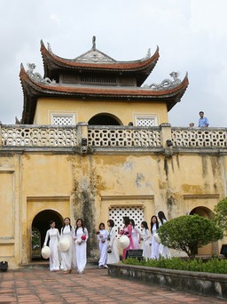 Hội Nhà văn Việt Nam mở 'vũ trụ' thơ trong Ngày thơ Nguyên tiêu