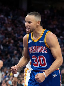 Siêu sao Stephen Curry vượt qua Allen để trở thành 'vua' của những cú ném 3 điểm