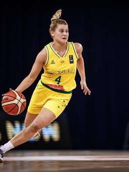 Ngôi sao người Úc Shyla Heal bật khóc vì bị loại khỏi WNBA